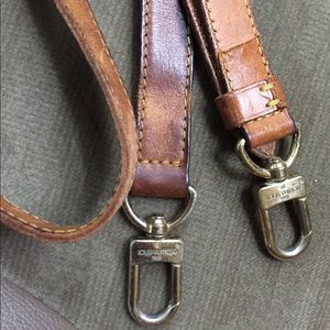 💯 Authentic Louis Vuitton Adjustable Strap